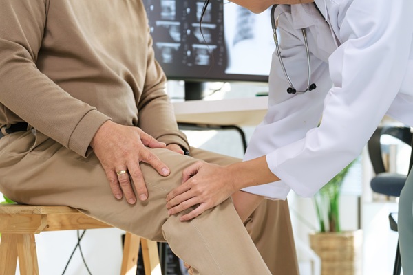 Popular Knee Pain Treatment From An Orthopedic Physician